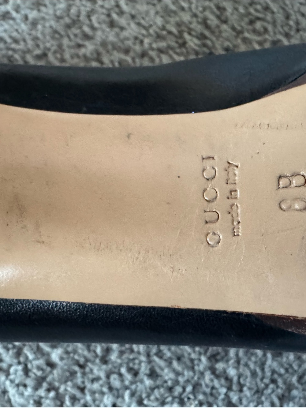 Gucci Black Pumps with Gold Horsebit Accent - Picture 4 of 4